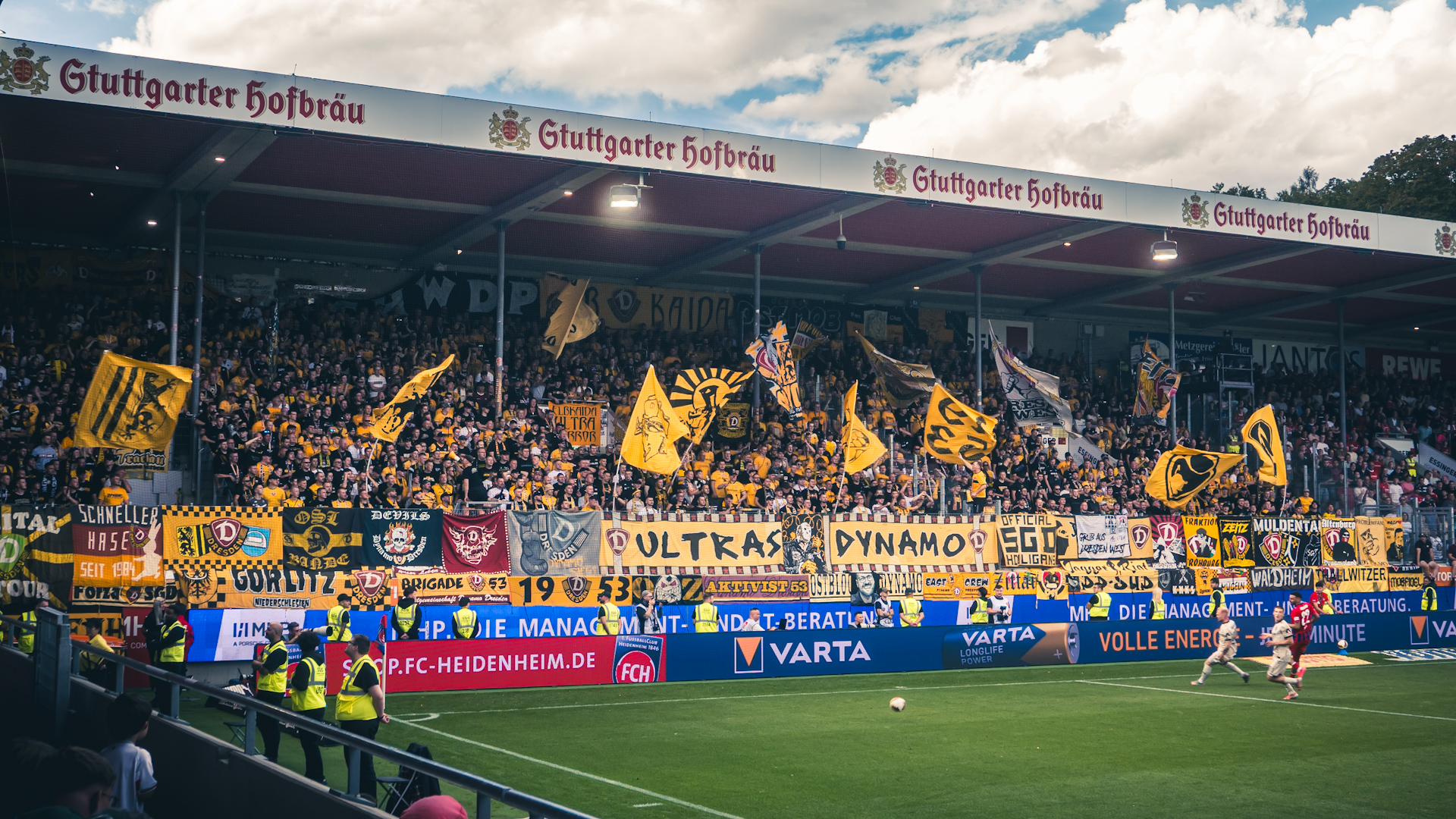 Tolle Stimmung trotz unglücklichen Spiels und Parkplatznot in Heidenheim